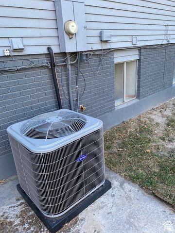 6863 S DIXIE DR DR, West Jordan, UT 84084