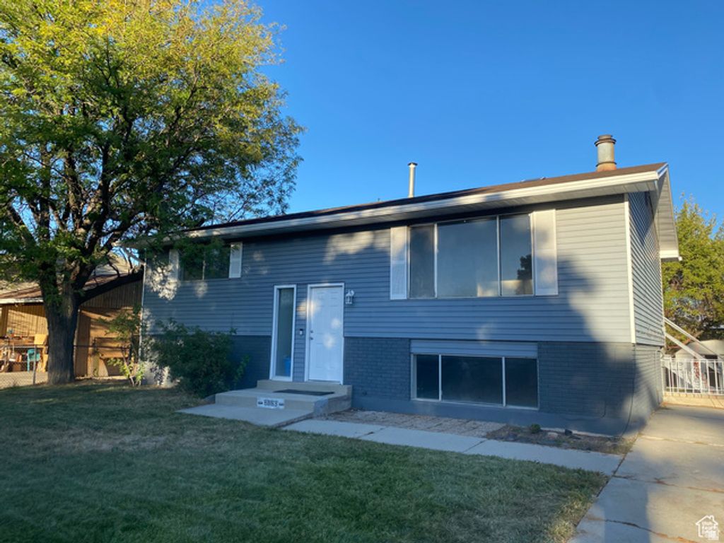 6863 S DIXIE DR DR, West Jordan, UT 84084