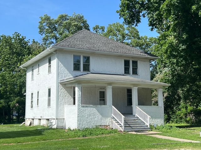 16648 Easton Avenue, Lincolnshire, IL 60069