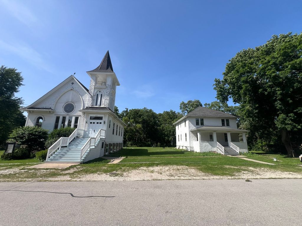 16648 Easton Avenue, Lincolnshire, IL 60069