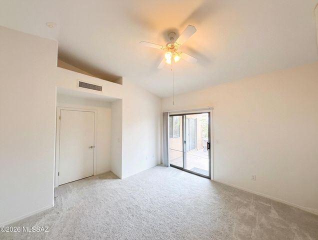 8640 S Desert Dove Drive, Tucson, AZ 85747