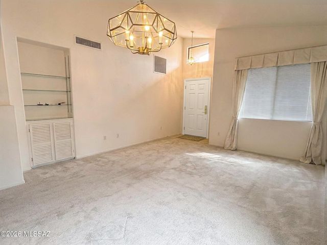 8640 S Desert Dove Drive, Tucson, AZ 85747