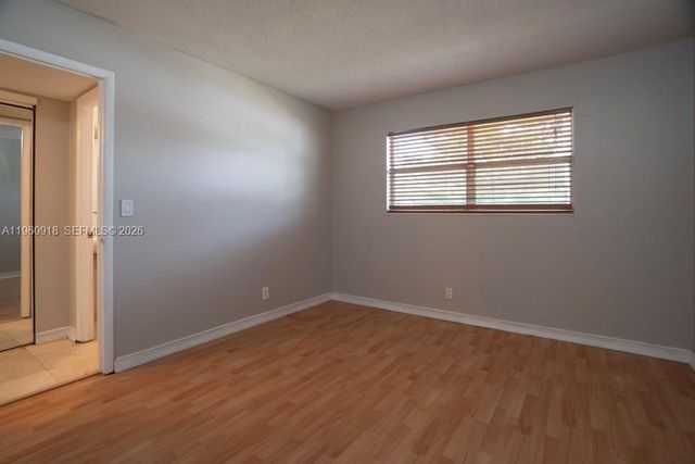 550 SE 2nd Ave G25, Deerfield Beach, FL 33441