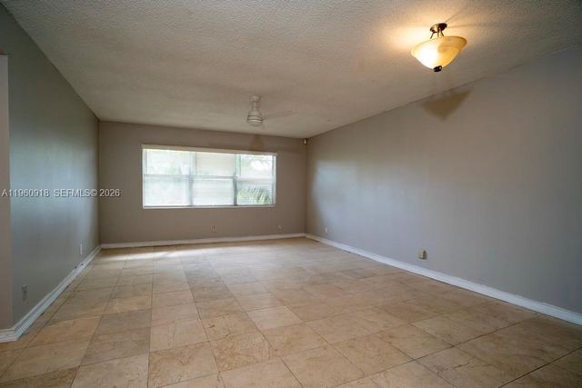 550 SE 2nd Ave G25, Deerfield Beach, FL 33441