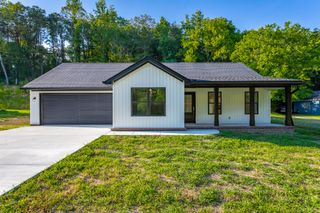 1909 Green Pond Road, Soddy Daisy, TN 37379