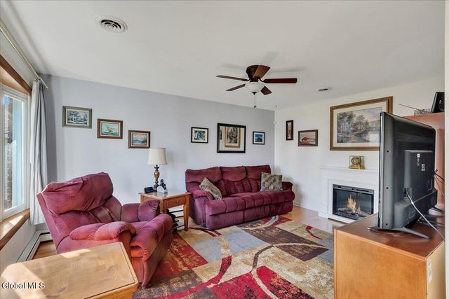 22 Maxwell Street, Albany, NY 12208