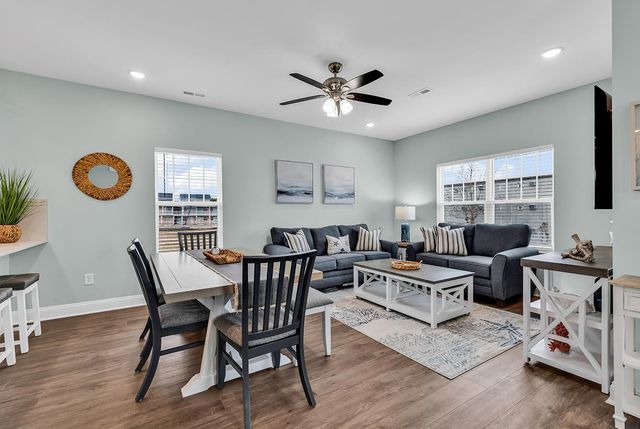 306 6th Ave. N, Myrtle Beach, SC 29577