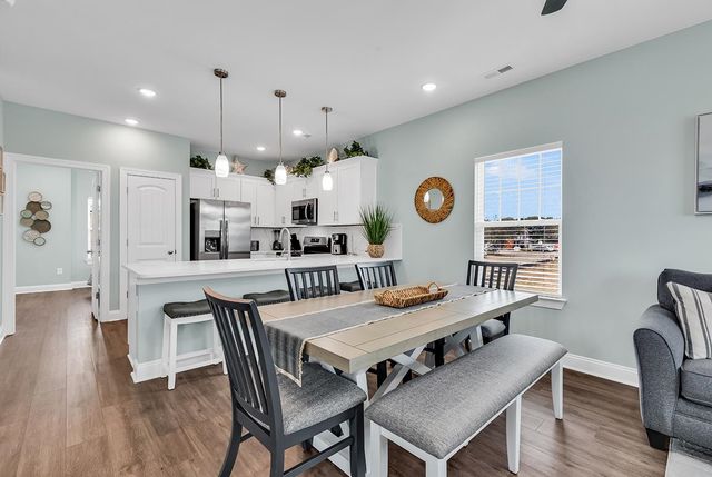 306 6th Ave. N, Myrtle Beach, SC 29577