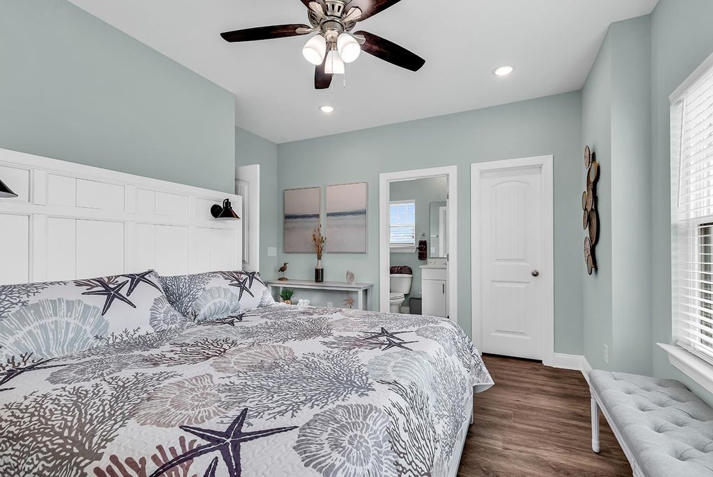 306 6th Ave. N, Myrtle Beach, SC 29577 — photo 2