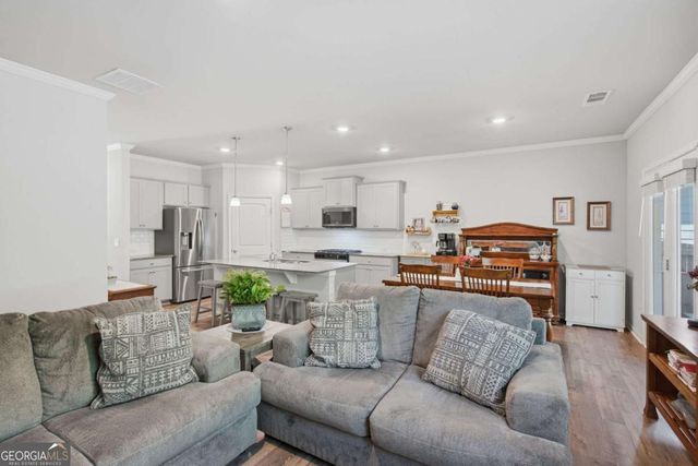 5887 Screech Owl Drive, Flowery Branch, GA 30542