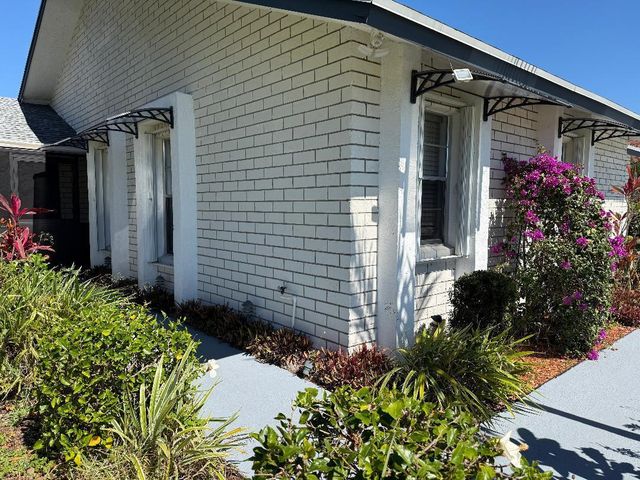 6217 Stanley Lane, Delray Beach, FL 33484