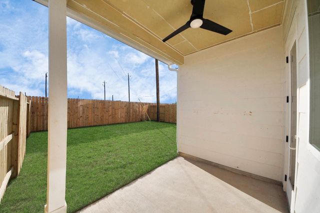 9139 La Pau Lane, Houston, TX 77051