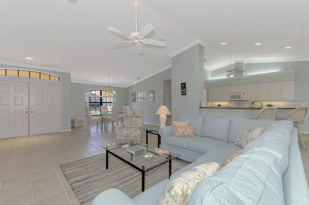 Image 20 of property listing at 525 WATERWOOD LANE, Venice, FL 34293