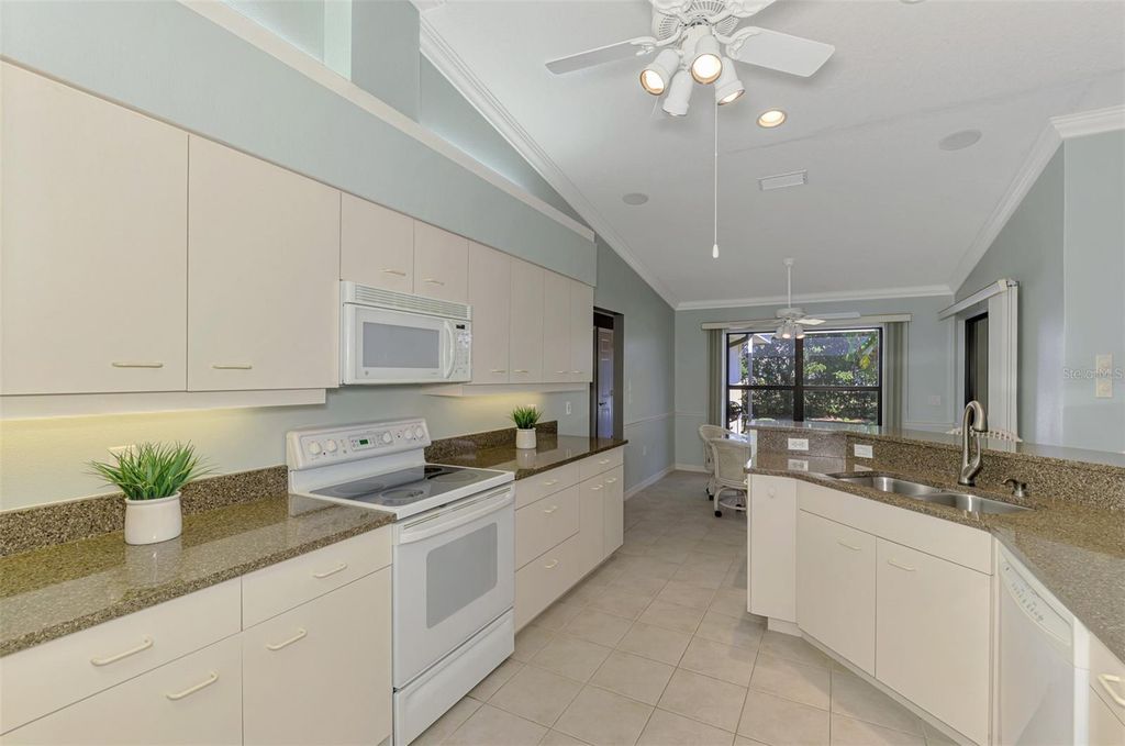 Image 29 of property listing at 525 WATERWOOD LANE, Venice, FL 34293