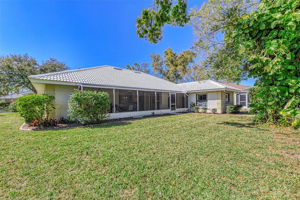 Image 55 of property listing at 525 WATERWOOD LANE, Venice, FL 34293