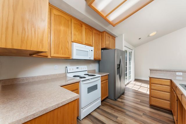 230 Manor Ct, Sutter Creek, CA 95685