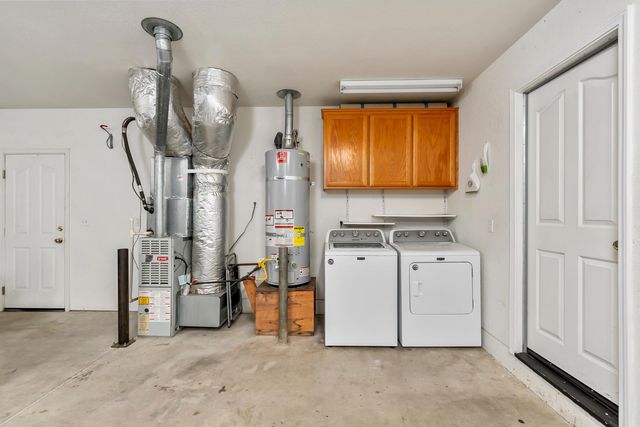 230 Manor Ct, Sutter Creek, CA 95685