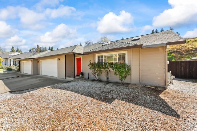 230 Manor Ct, Sutter Creek, CA 95685