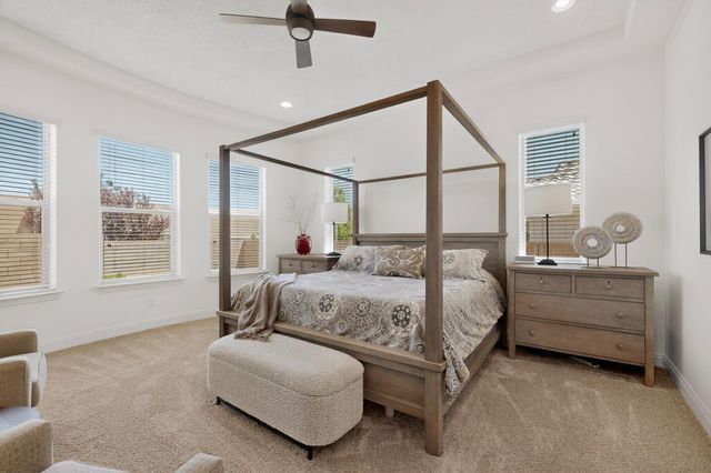 2312 Granite Mountain Loop NW, Albuquerque, NM 87120