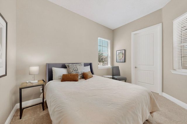 2312 Granite Mountain Loop NW, Albuquerque, NM 87120