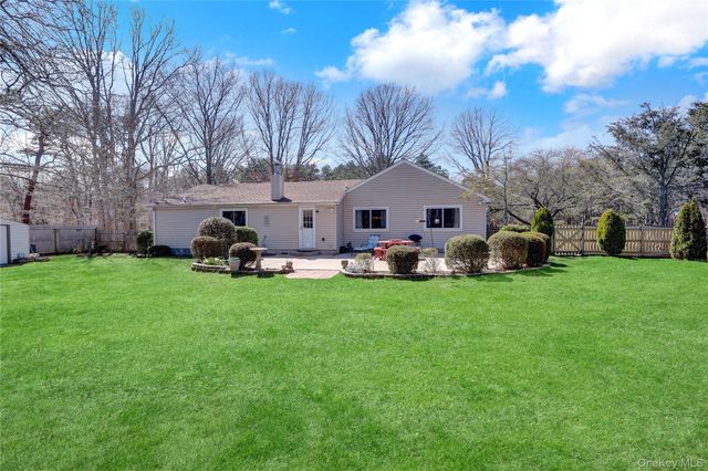 1369 Sycamore Avenue, Bohemia, NY 11716