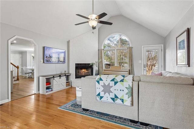 4606 Lola B CT, Chesapeake, VA 23321