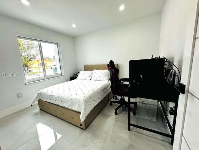 20927 SW 118th Ct, Miami, FL 33177