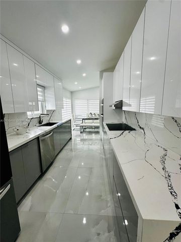 20927 SW 118th Ct, Miami, FL 33177