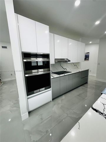 20927 SW 118th Ct, Miami, FL 33177