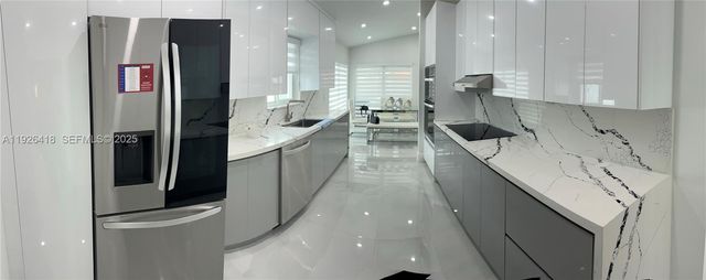 20927 SW 118th Ct, Miami, FL 33177