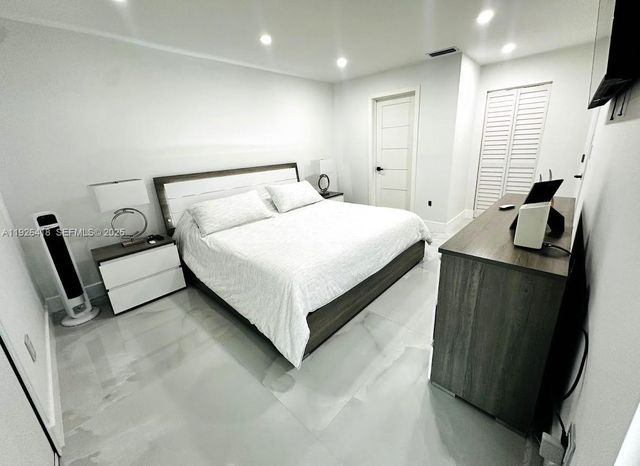 20927 SW 118th Ct, Miami, FL 33177