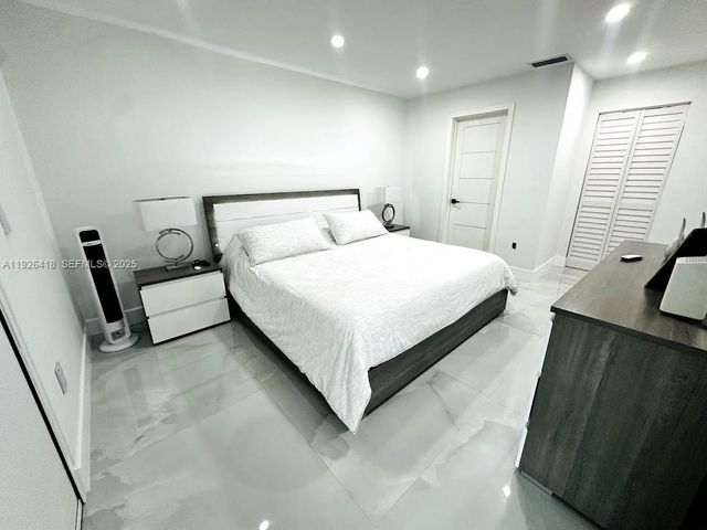 20927 SW 118th Ct, Miami, FL 33177