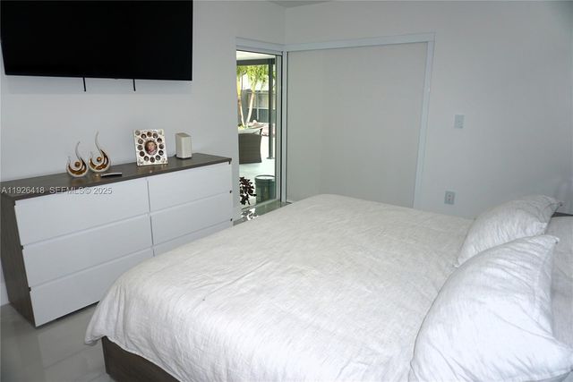 20927 SW 118th Ct, Miami, FL 33177