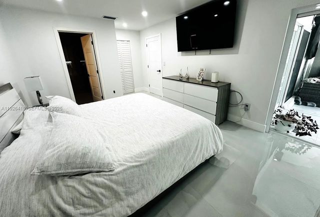 20927 SW 118th Ct, Miami, FL 33177