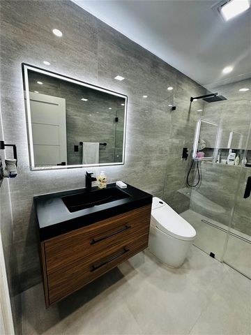 20927 SW 118th Ct, Miami, FL 33177