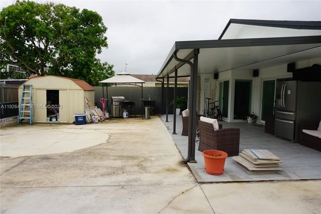 20927 SW 118th Ct, Miami, FL 33177