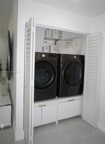 20927 SW 118th Ct, Miami, FL 33177