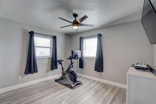 8201 RIDGE ROAD, Seminole, FL 33772