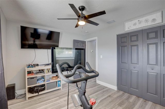 8201 RIDGE ROAD, Seminole, FL 33772