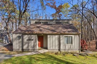 106 Lake Cottages Court, Waleska, GA 30183