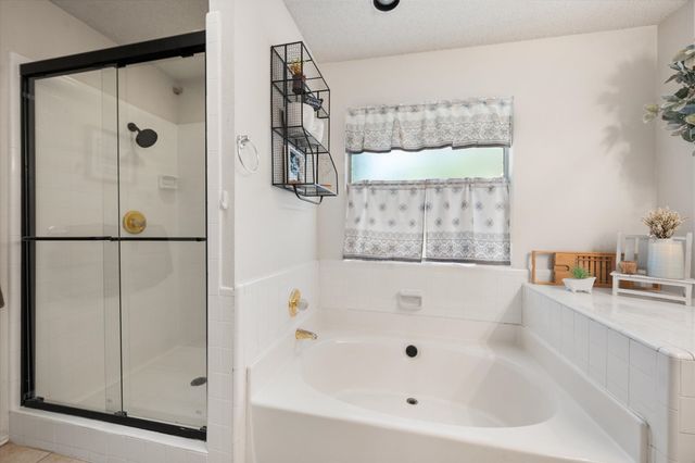 420 Misty Oaks Street, Azle, TX 76020