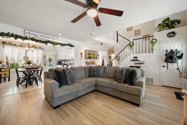 420 Misty Oaks Street, Azle, TX 76020