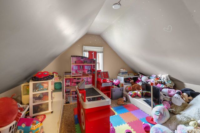 100 21St Street, Minot, ND 58703