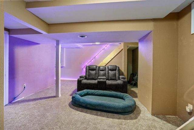 100 21St Street, Minot, ND 58703