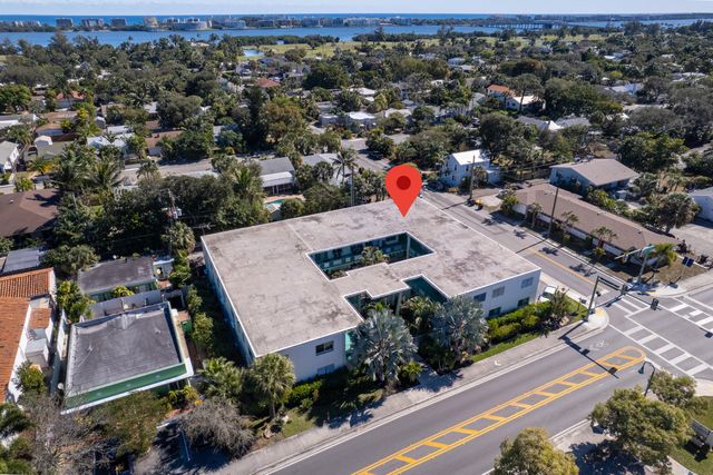 702 N Federal Highway B4, Lake Worth Beach, FL 33460