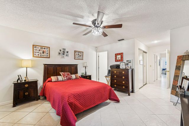 8236 Summerbreeze Lane, Boca Raton, FL 33496