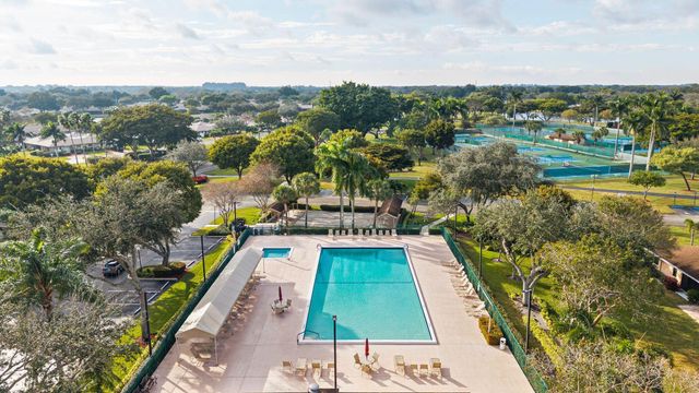 8236 Summerbreeze Lane, Boca Raton, FL 33496