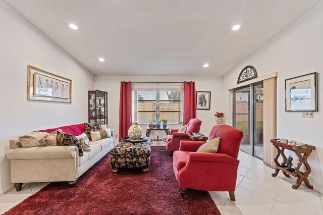 8236 Summerbreeze Lane, Boca Raton, FL 33496