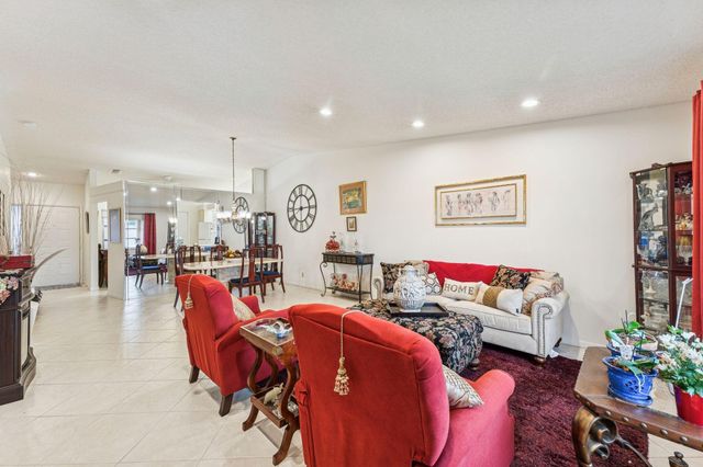 8236 Summerbreeze Lane, Boca Raton, FL 33496