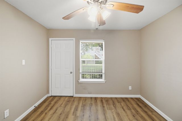 2200 E Trinity Mills Road 209, Carrollton, TX 75006
